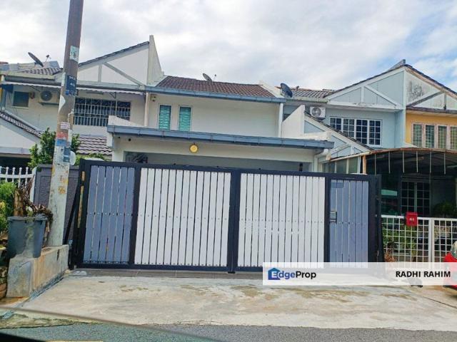 House for sale in Langat, Selangor