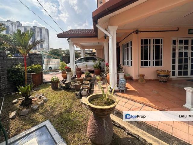 House for sale in Langat, Selangor