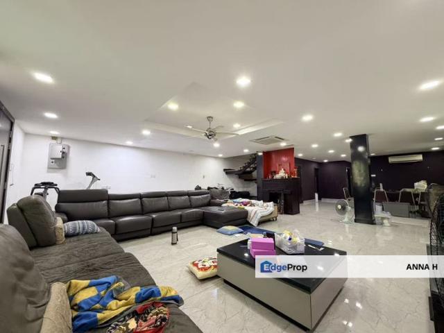 House for sale in Langat, Selangor