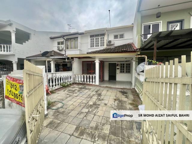 House for sale in Langat, Selangor