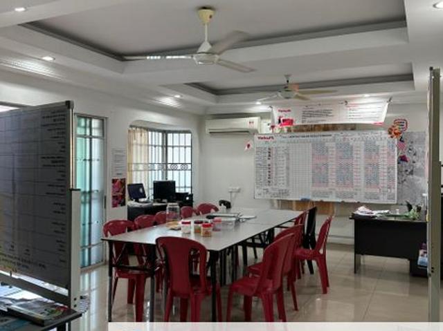 House for sale in Langat, Selangor