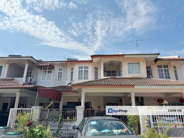 House for sale in Malaka