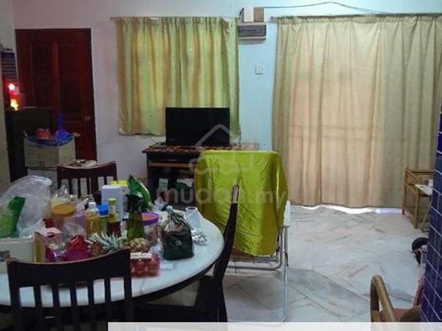 House for sale in Langat, Selangor