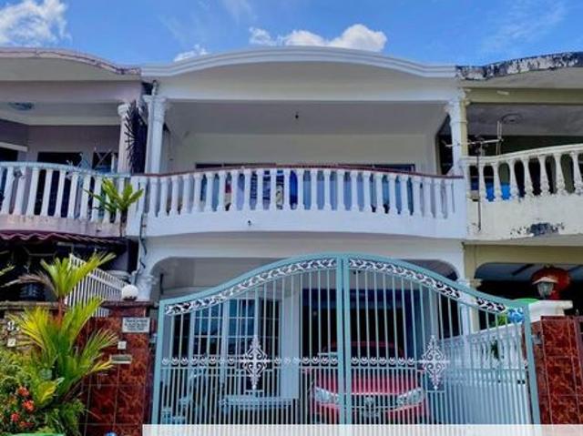 House for sale in Langat, Selangor