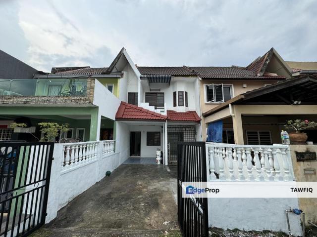 House for sale in Langat, Selangor