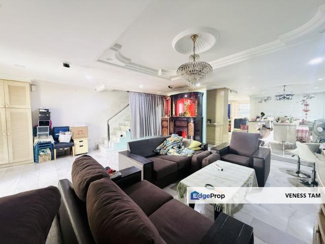 House for sale in Country Heights Damansara, Kuala Lumpur