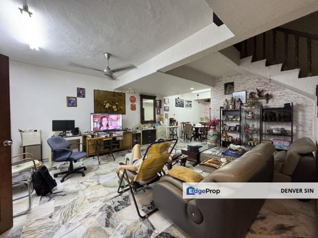 House for sale in Country Heights Damansara, Kuala Lumpur