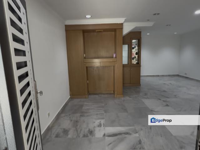 House for sale in Country Heights Damansara, Kuala Lumpur