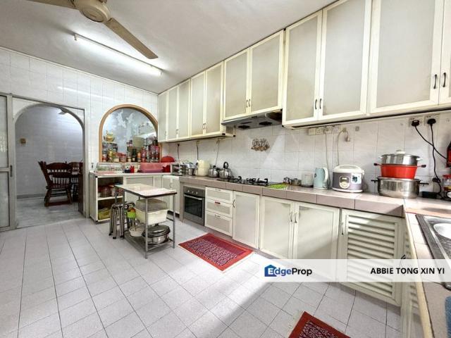 House for sale in Country Heights Damansara, Kuala Lumpur