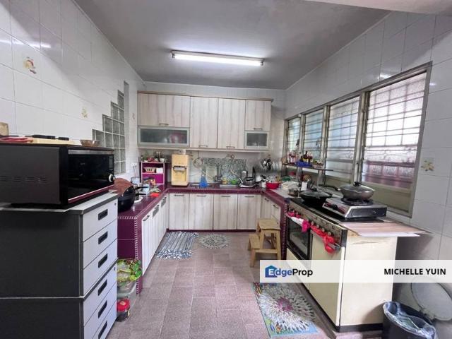 House for sale in Country Heights Damansara, Kuala Lumpur