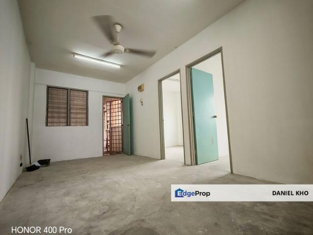 Condominium for sale in Langat, Selangor