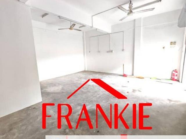 Shop for rent in Wellesley, Penang