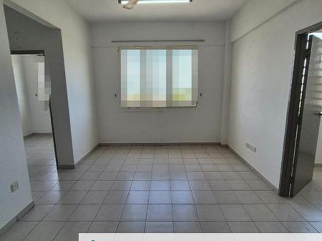 Flat for sale in Wellesley, Penang