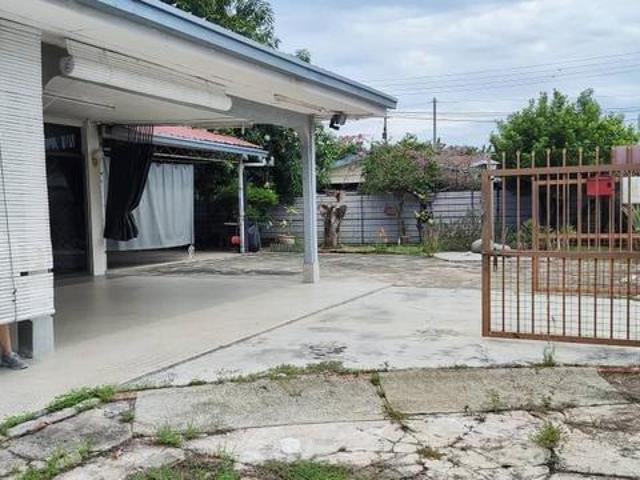 Residential House for sale in Putatan, Sabah
