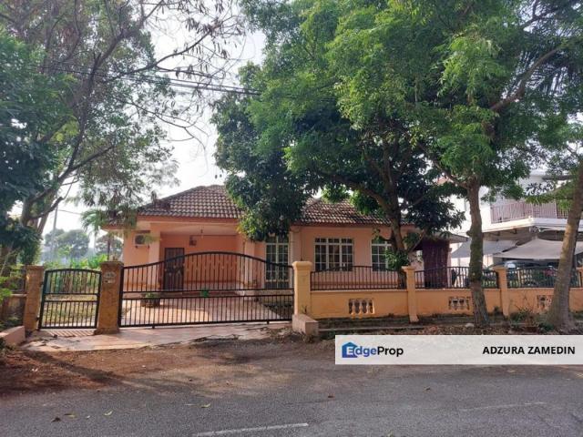 House for sale in Tanjong Sepat, Selangor