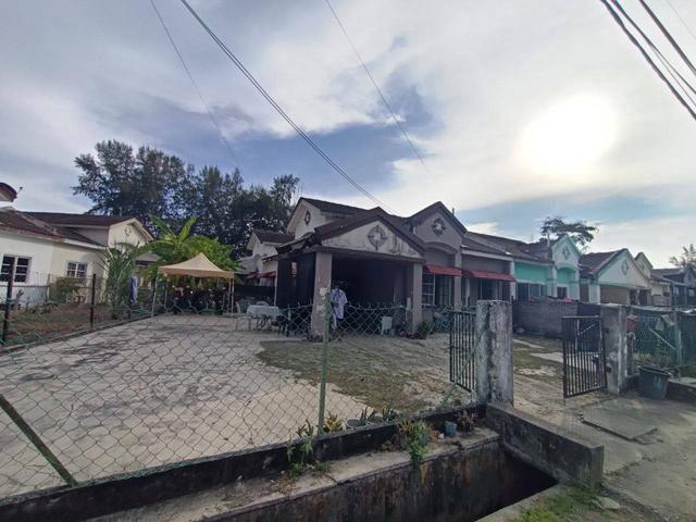 Terraced House for sale in Tanjong Sepat, Selangor