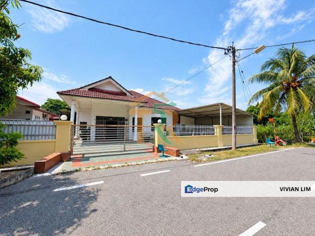 House for sale in Taman Parit Bakar Indah, Muar