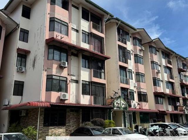 Flat for sale in Wellesley, Penang