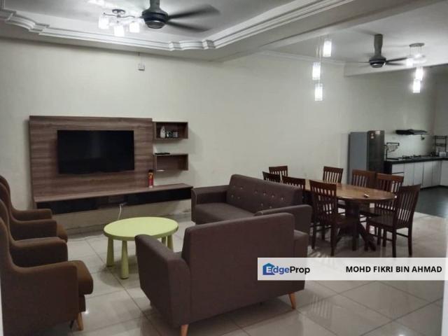 House for rent in Malaka