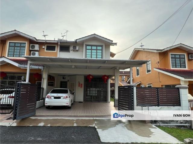 House for sale in Malaka