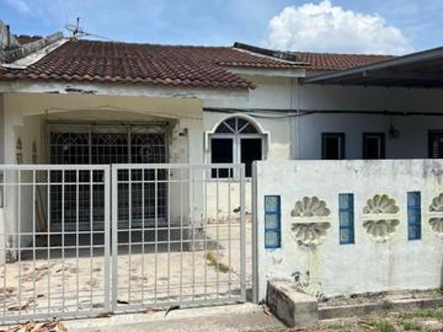 Terraced House for sale in Cheng, Malaka