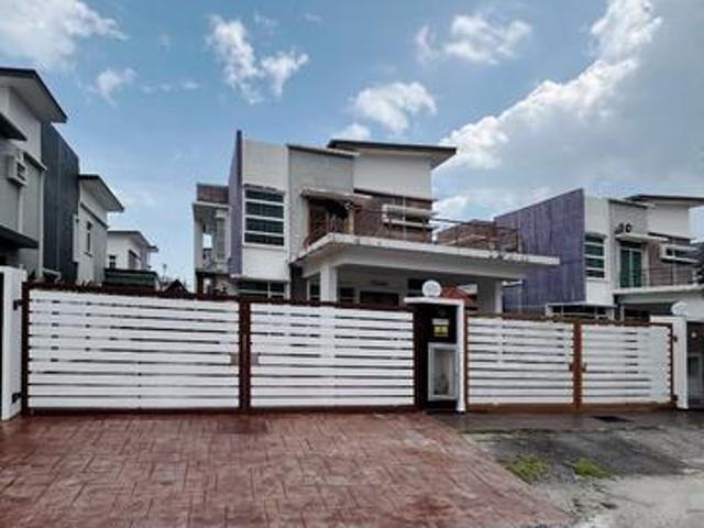 Bungalow for rent in Malaka