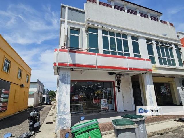 Shop for rent in Malaka