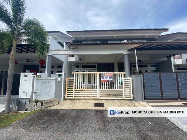 House for sale in Malaka
