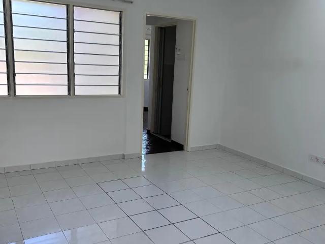 Apartment for rent in Mukim 13, Georgetown