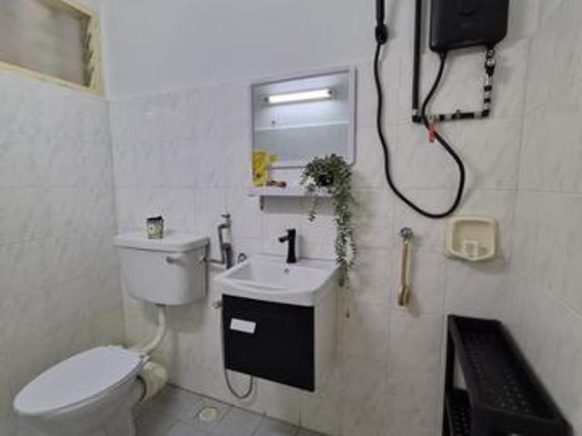 Apartment for sale in Timur Laut, George Town