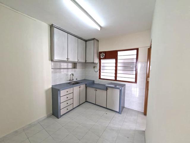 Apartment for sale in Timur Laut, George Town