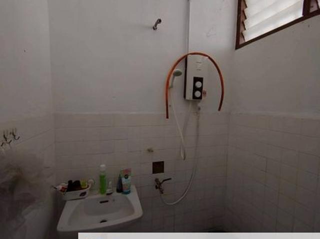 House for sale in Pekan Nanas, Johor