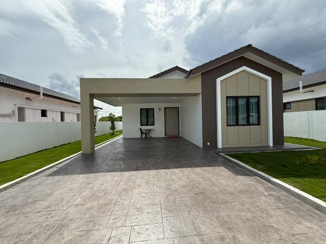 Bungalow for sale in Wellesley, Penang