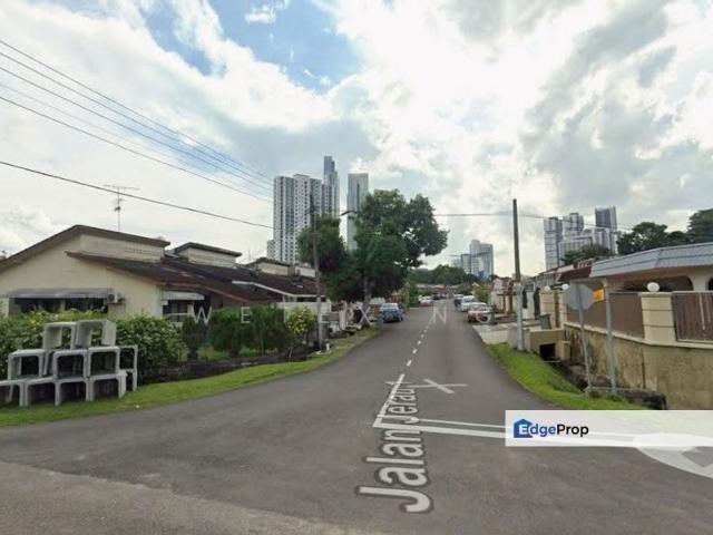 House for sale in Malaka