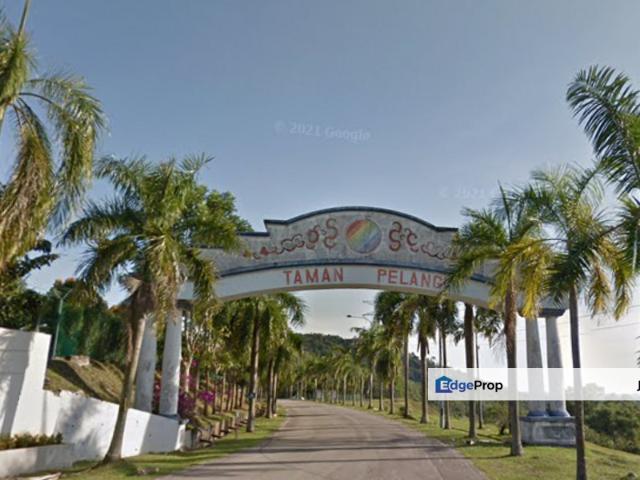 House for sale in Malaka