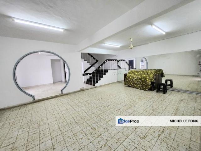 House for sale in Taman Pelangi, Johor Bahru