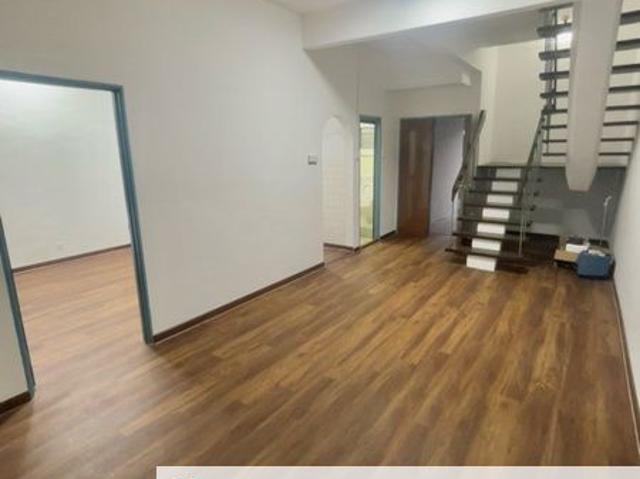 House for rent in Taman Pelangi, Johor Bahru