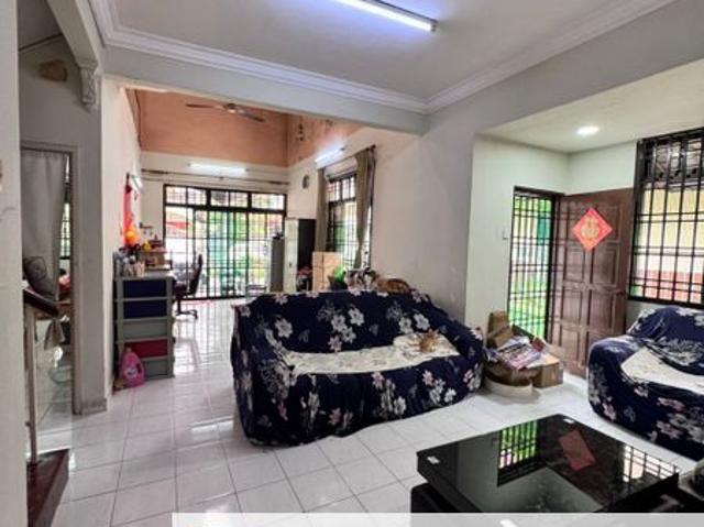 House for sale in Ulu Tiram, Johor