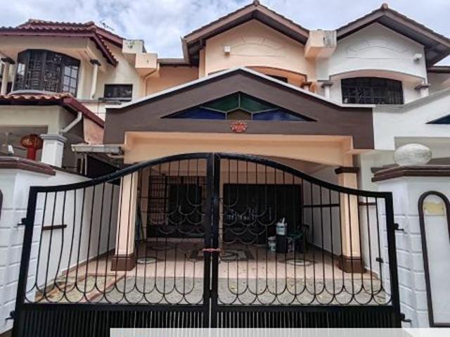House for sale in Ulu Tiram, Johor