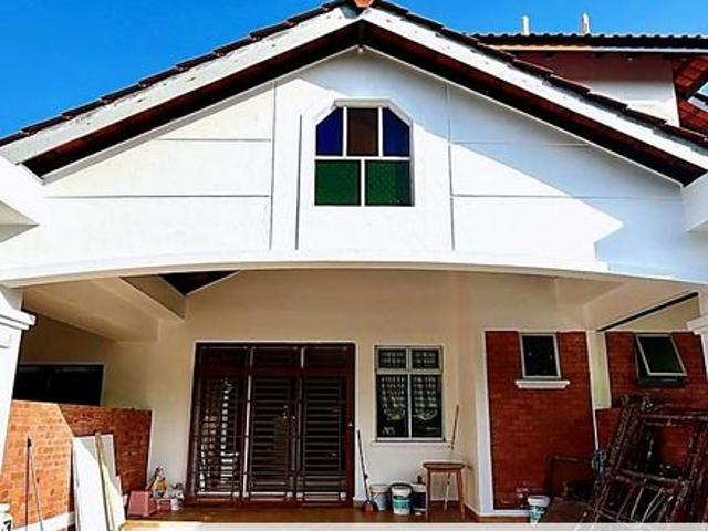 House for sale in Ulu Tiram, Johor