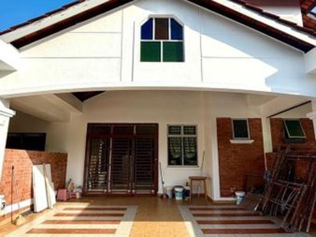 House for sale in Ulu Tiram, Johor