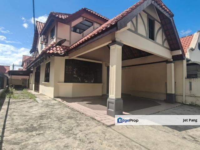 House for sale in Ulu Tiram, Johor