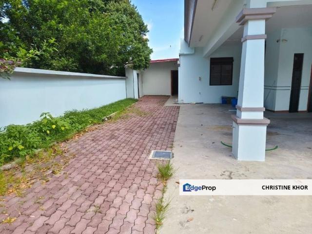 House for sale in Ulu Tiram, Johor