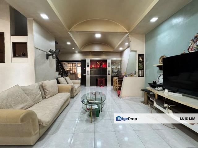 House for sale in Ulu Tiram, Johor