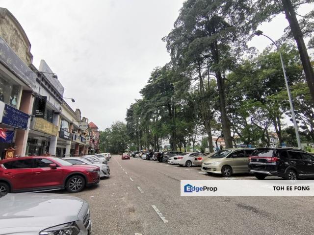 Shop for sale in Johor