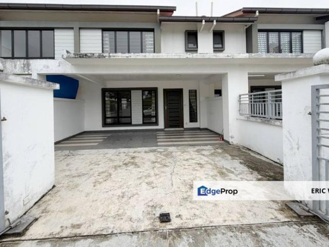 House for sale in Ulu Tiram, Johor