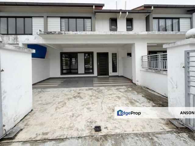 House for sale in Ulu Tiram, Johor