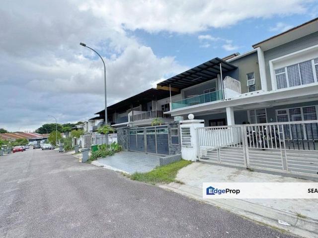 House for sale in Ulu Tiram, Johor