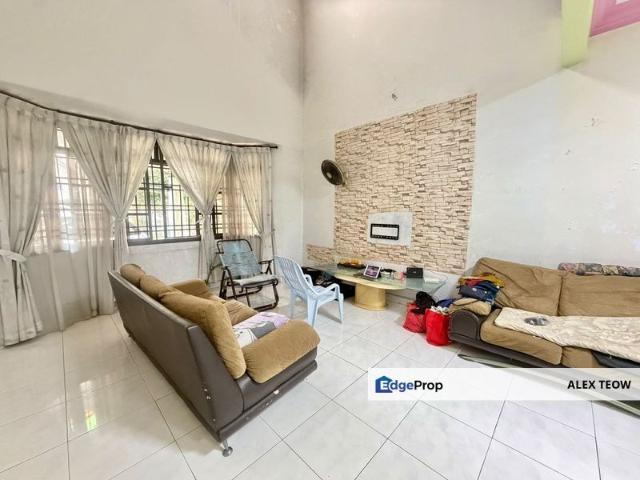House for sale in Ulu Tiram, Johor