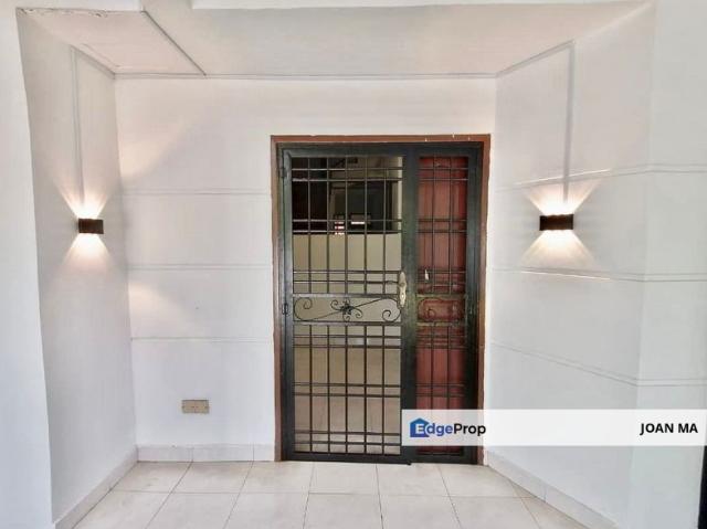 House for sale in Ulu Tiram, Johor